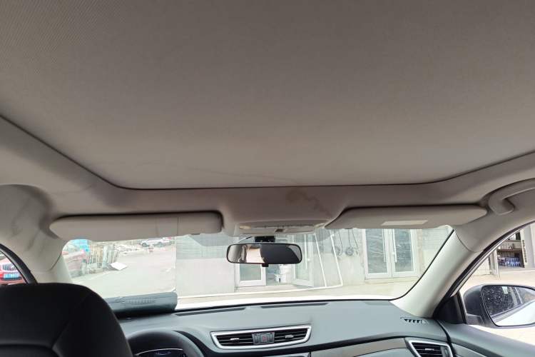 Used Nissan X-Trail 2015 2.0L CVT Comfort MAX Edition 2WD Headliner