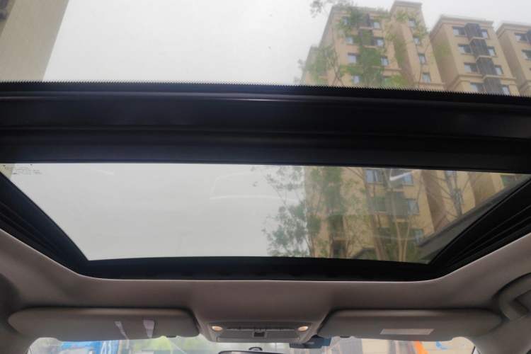Used Nissan X-Trail 2015 2.0L CVT Comfort MAX Edition 2WD Headliner