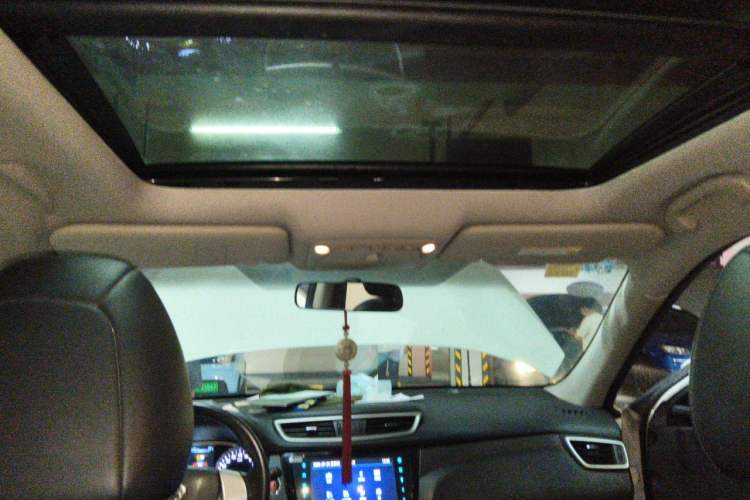 Used Nissan X-Trail 2015 2.0L CVT Comfort MAX Edition 2WD Headliner