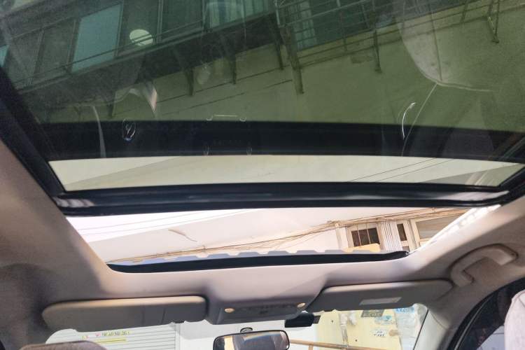 Used Nissan X-Trail 2015 2.0L CVT Comfort MAX Edition 2WD Headliner