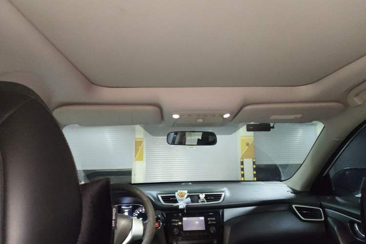Used Nissan X-Trail 2015 2.0L CVT Comfort MAX Edition 2WD Headliner