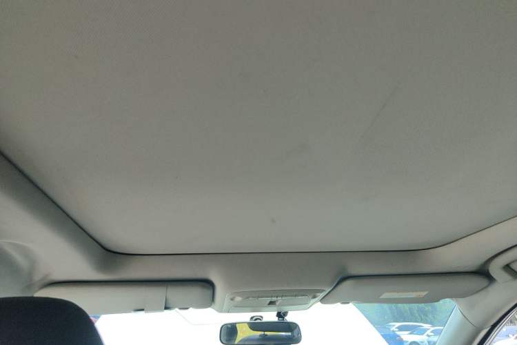 Used Nissan X-Trail 2015 2.0L CVT Comfort MAX Edition 2WD Headliner