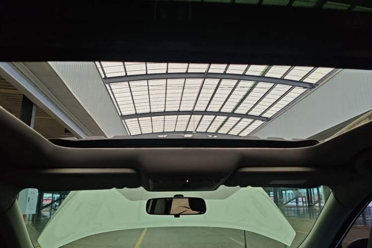 Used Nissan X-Trail 2015 2.5L CVT Leading MAX Edition 4WD Headliner