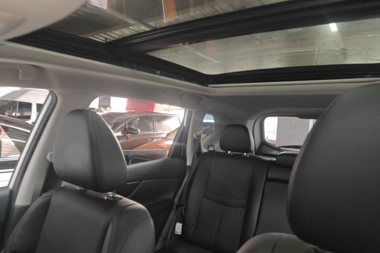 Used Nissan X-Trail 2015 2.0L CVT Comfort MAX Edition 2WD Headliner