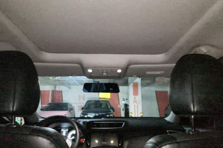 Used Nissan X-Trail 2015 2.0L CVT Comfort MAX Edition 2WD Headliner