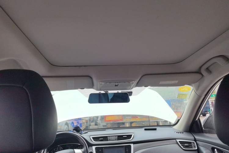 Used Nissan X-Trail 2015 2.0L CVT Comfort MAX Edition 2WD Headliner