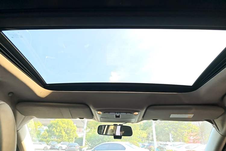 Used Nissan X-Trail 2015 2.0L CVT Comfort MAX Edition 2WD Headliner
