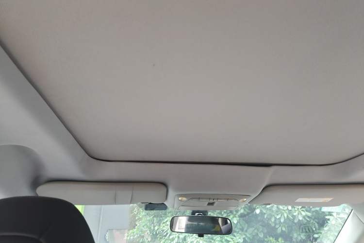 Used Nissan X-Trail 2015 2.0L CVT Comfort MAX Edition 2WD Headliner