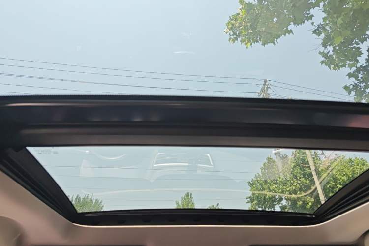 Used Nissan X-Trail 2015 2.0L CVT Comfort MAX Edition 2WD Headliner