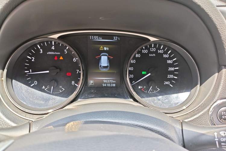 Used Nissan X-Trail 2015 2.0L CVT Comfort MAX Edition 2WD Instrument Cluster