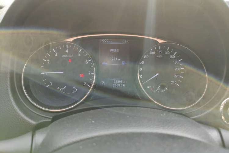 Used Nissan X-Trail 2015 2.0L CVT Comfort MAX Edition 2WD Instrument Cluster