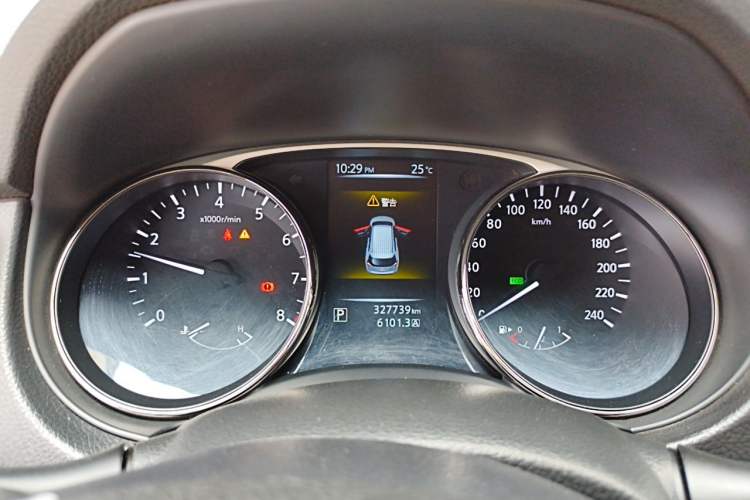 Used Nissan X-Trail 2015 2.0L CVT Comfort MAX Edition 2WD Instrument Cluster