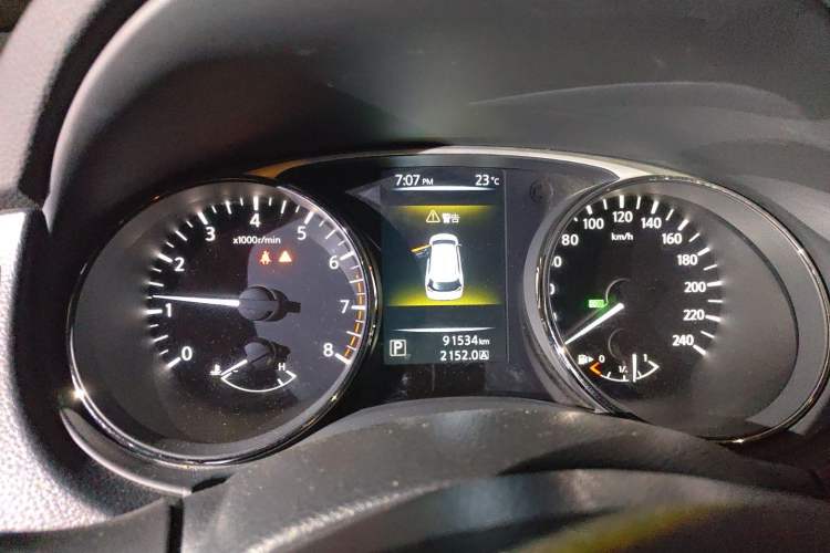 Used Nissan X-Trail 2015 2.0L CVT Comfort MAX Edition 2WD Instrument Cluster