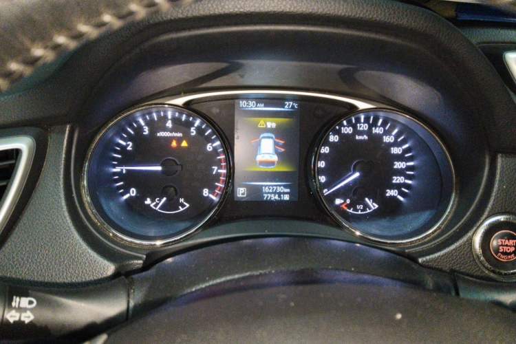 Used Nissan X-Trail 2015 2.0L CVT Comfort MAX Edition 2WD Instrument Cluster