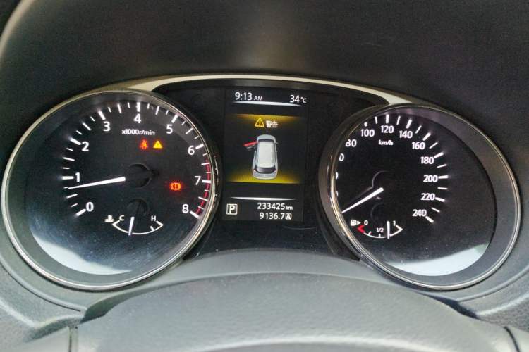 Used Nissan X-Trail 2015 2.0L CVT Comfort MAX Edition 2WD Instrument Cluster