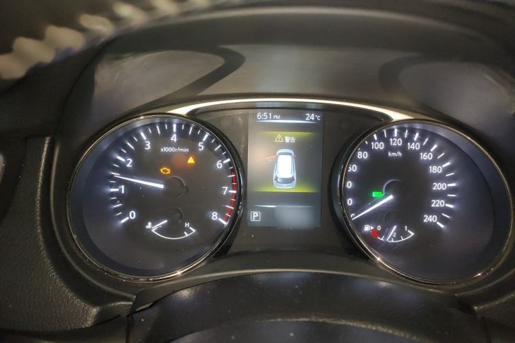Used Nissan X-Trail 2015 2.0L CVT Comfort MAX Edition 2WD Instrument Cluster