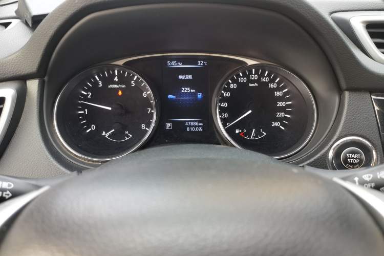 Used Nissan X-Trail 2015 2.5L CVT Leading MAX Edition 4WD Instrument Cluster