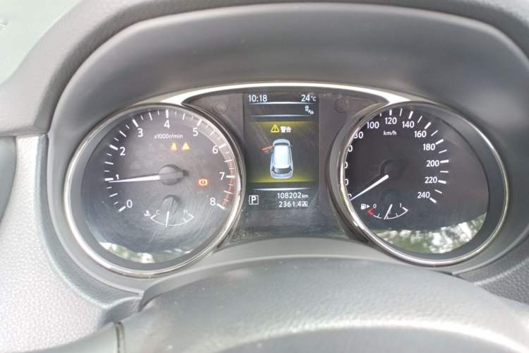 Used Nissan X-Trail 2015 2.5L CVT Leading MAX Edition 4WD Instrument Cluster