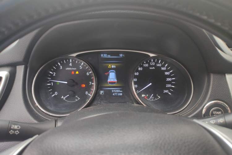 Used Nissan X-Trail 2015 2.5L CVT Leading MAX Edition 4WD Instrument Cluster