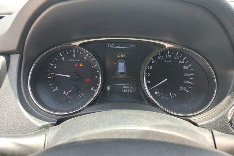 Used Nissan X-Trail 2015 2.0L CVT Comfort MAX Edition 2WD Instrument Cluster
