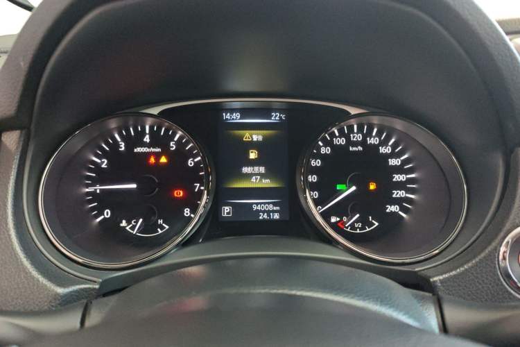 Used Nissan X-Trail 2015 2.0L CVT Comfort MAX Edition 2WD Instrument Cluster