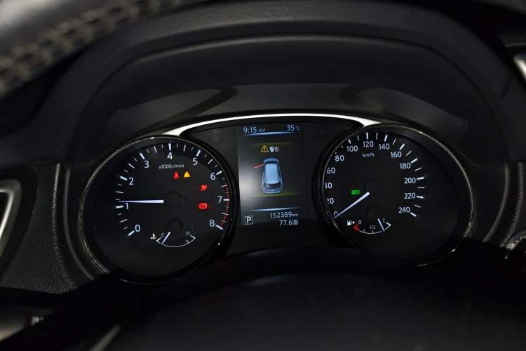 Used Nissan X-Trail 2015 2.0L CVT Comfort MAX Edition 2WD Instrument Cluster