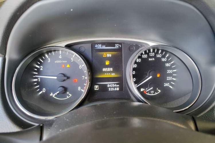Used Nissan X-Trail 2015 2.0L CVT Comfort MAX Edition 2WD Instrument Cluster