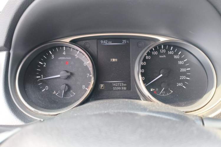 Used Nissan X-Trail 2015 2.0L CVT Comfort MAX Edition 2WD Instrument Cluster