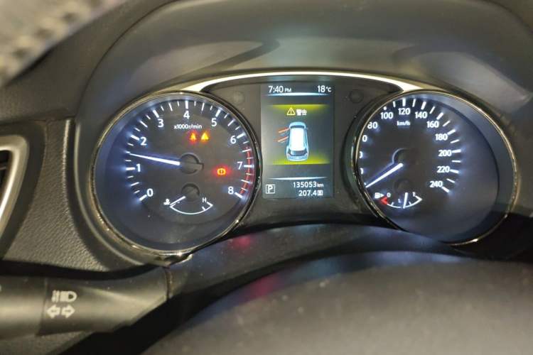 Used Nissan X-Trail 2015 2.0L CVT Comfort MAX Edition 2WD Instrument Cluster