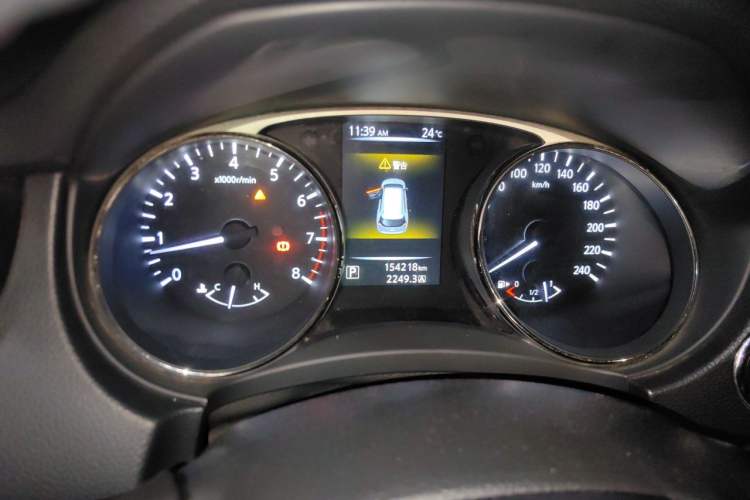 Used Nissan X-Trail 2015 2.0L CVT Comfort MAX Edition 2WD Instrument Cluster