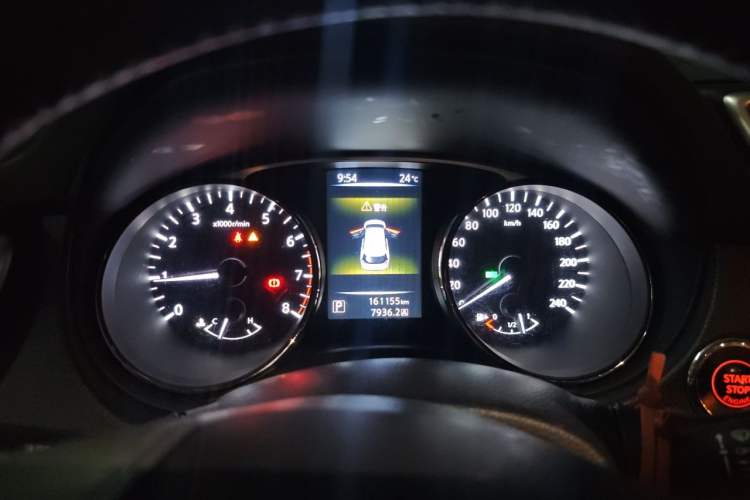 Used Nissan X-Trail 2015 2.0L CVT Comfort MAX Edition 2WD Instrument Cluster