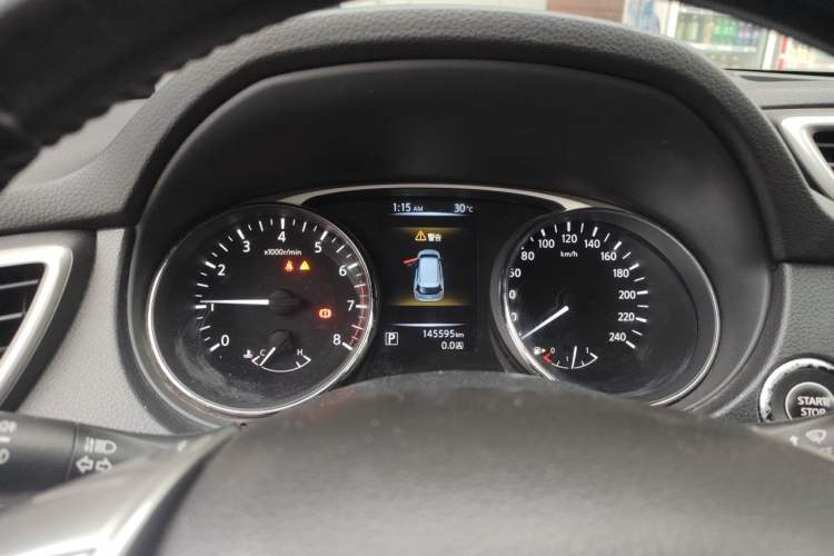 Used Nissan X-Trail 2015 2.0L CVT Comfort MAX Edition 2WD Instrument Cluster