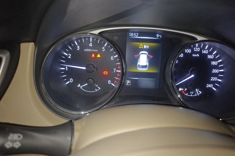 Used Nissan X-Trail 2015 2.0L CVT Comfort MAX Edition 2WD Instrument Cluster