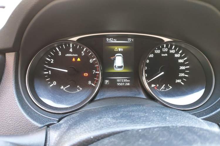 Used Nissan X-Trail 2015 2.0L CVT Comfort MAX Edition 2WD Instrument Cluster