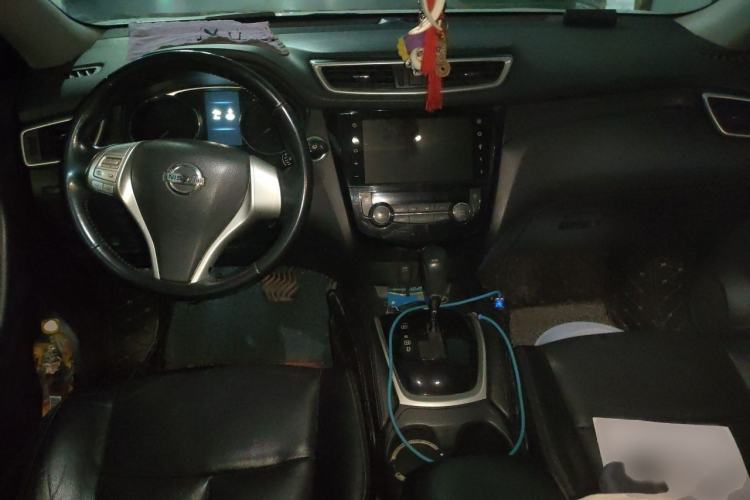 Used Nissan X-Trail 2015 2.0L CVT Comfort MAX Edition 2WD Interior 2