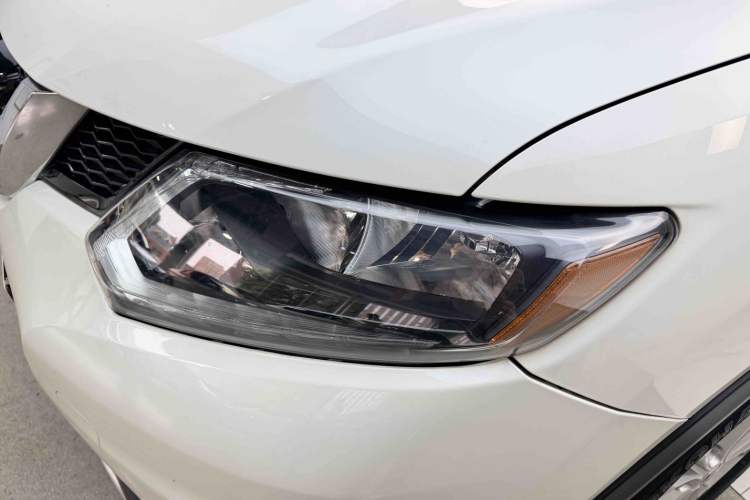 Used Nissan X-Trail 2015 2.5L CVT Leading MAX Edition 4WD Left Front Headlight