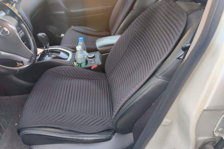 Used Nissan X-Trail 2015 2.5L CVT Leading MAX Edition 4WD Left Front Seat