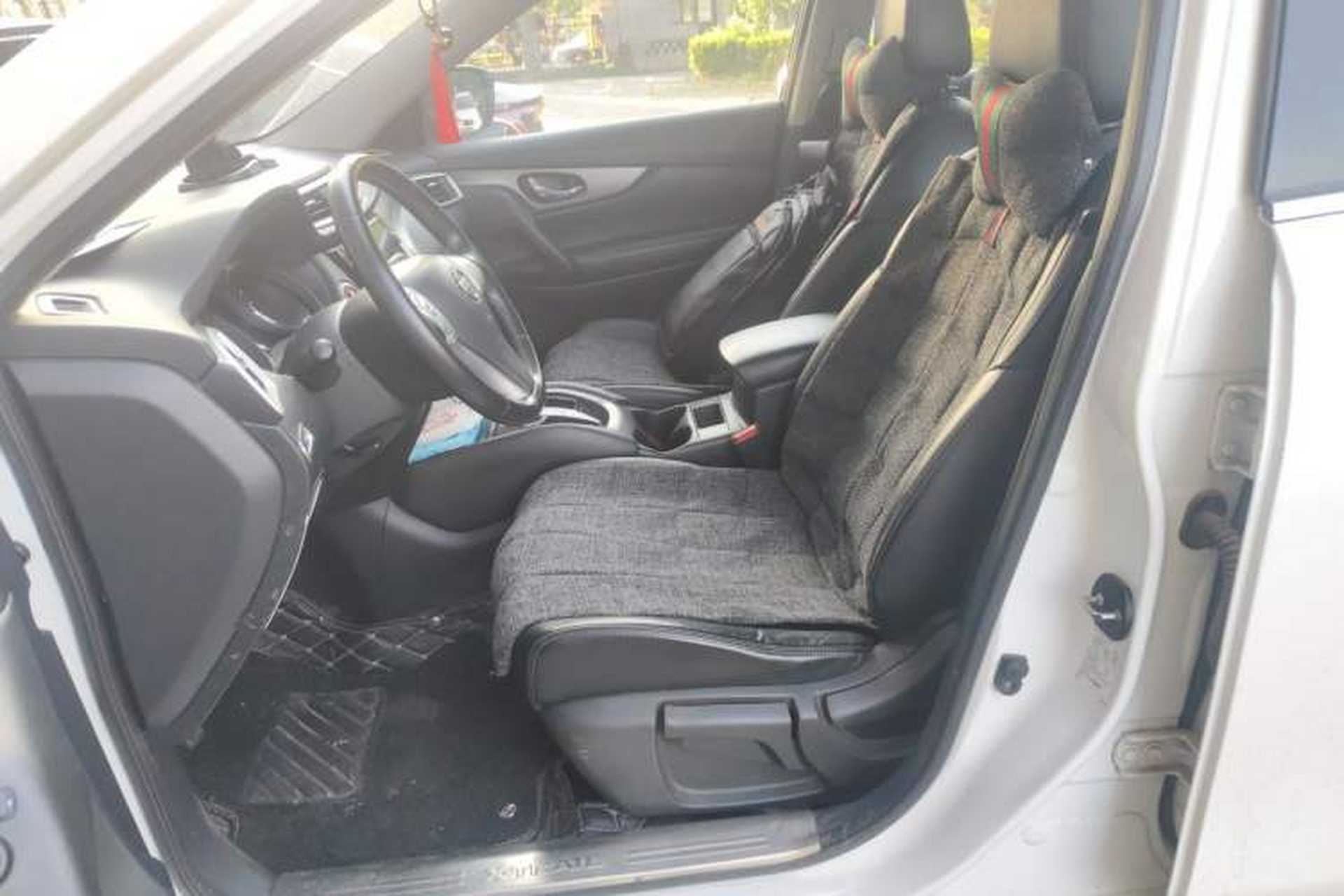 Used Nissan X-Trail 2015 2.0L CVT Comfort MAX Edition 2WD Left Front Seat