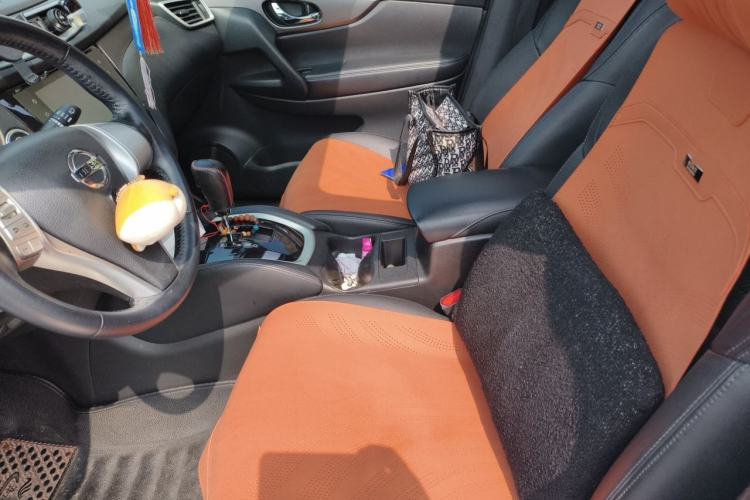 Used Nissan X-Trail 2015 2.0L CVT Comfort MAX Edition 2WD Left Front Seat