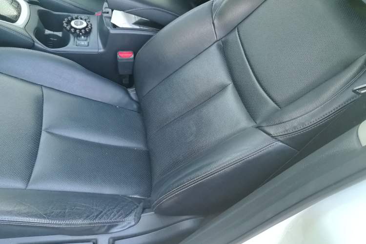 Used Nissan X-Trail 2015 2.0L CVT Comfort MAX Edition 2WD Left Front Seat