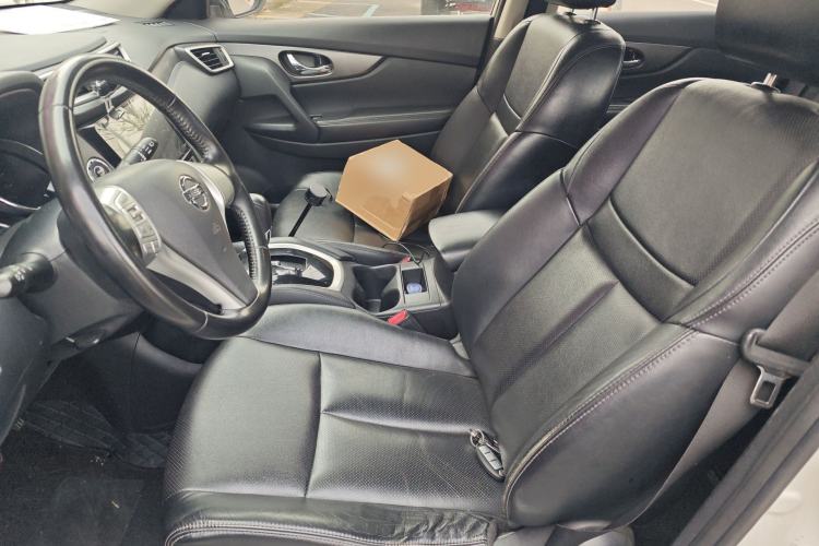 Used Nissan X-Trail 2015 2.0L CVT Comfort MAX Edition 2WD Left Front Seat