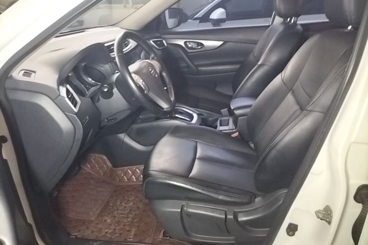 Used Nissan X-Trail 2015 2.0L CVT Comfort MAX Edition 2WD Left Front Seat