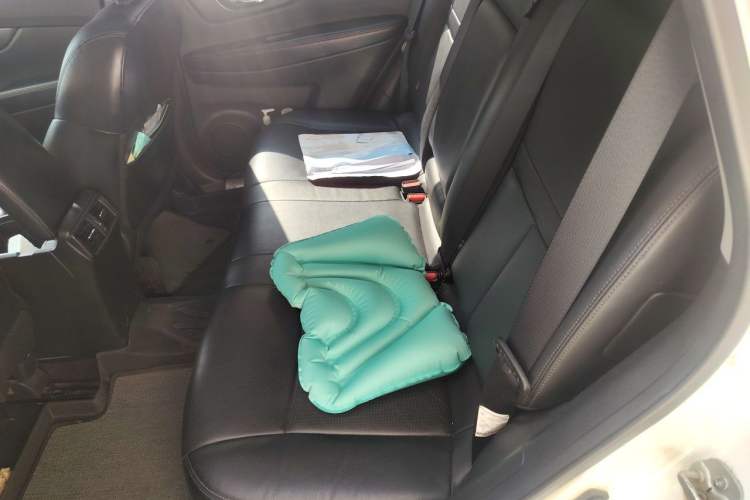 Used Nissan X-Trail 2015 2.0L CVT Comfort MAX Edition 2WD Left Rear Seat