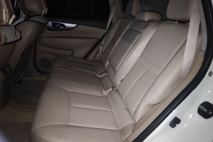 Used Nissan X-Trail 2015 2.0L CVT Comfort MAX Edition 2WD Left Rear Seat