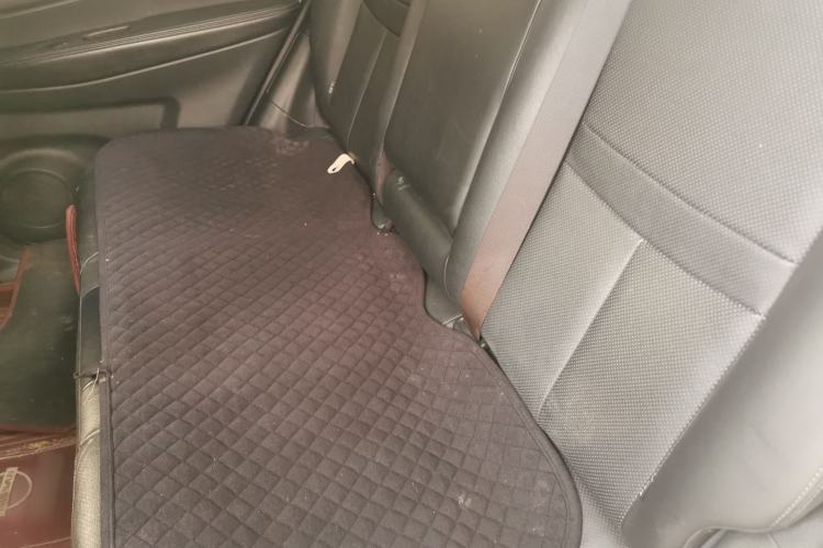 Used Nissan X-Trail 2015 2.0L CVT Comfort MAX Edition 2WD Left Rear Seat