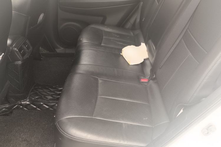 Used Nissan X-Trail 2015 2.0L CVT Comfort MAX Edition 2WD Left Rear Seat