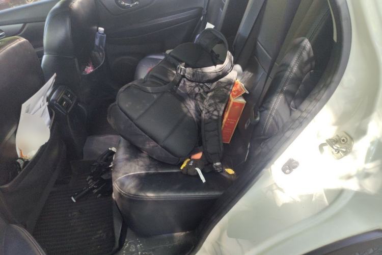 Used Nissan X-Trail 2015 2.0L CVT Comfort MAX Edition 2WD Left Rear Seat