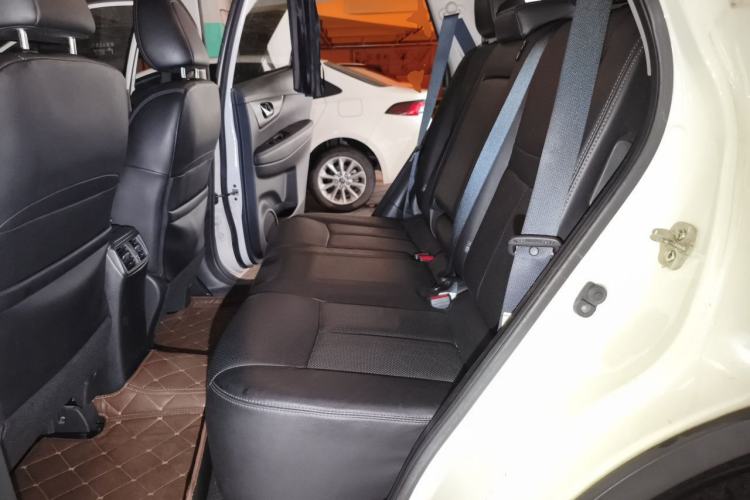 Used Nissan X-Trail 2015 2.0L CVT Comfort MAX Edition 2WD Left Rear Seat