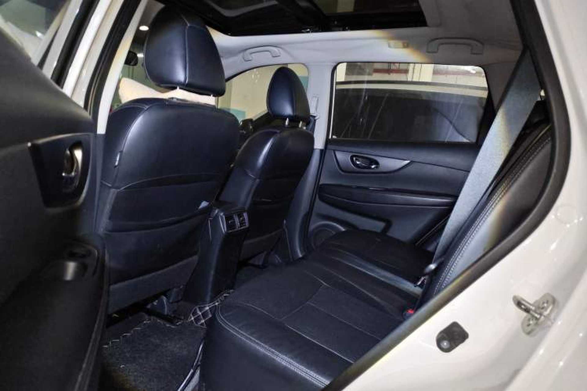 Used Nissan X-Trail 2015 2.0L CVT Comfort MAX Edition 2WD Left Rear Seat