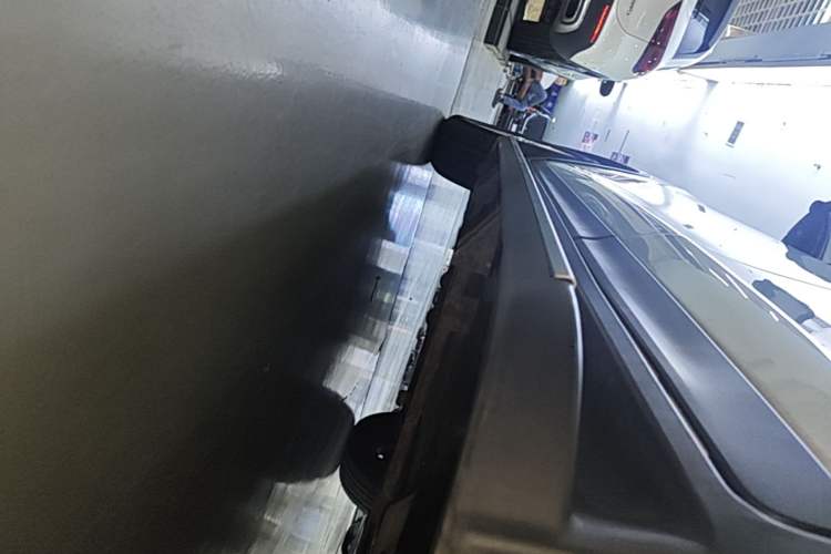 Used Nissan X-Trail 2015 2.0L CVT Comfort MAX Edition 2WD Left Side Sill